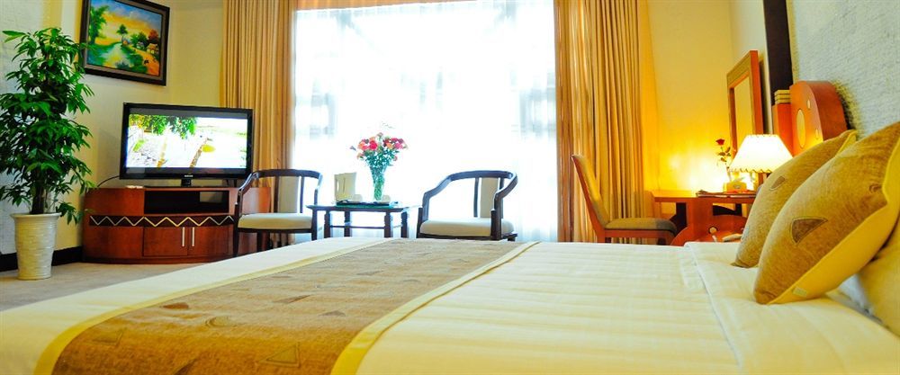 Camela Hotel & Resort Hai Phong Exterior photo